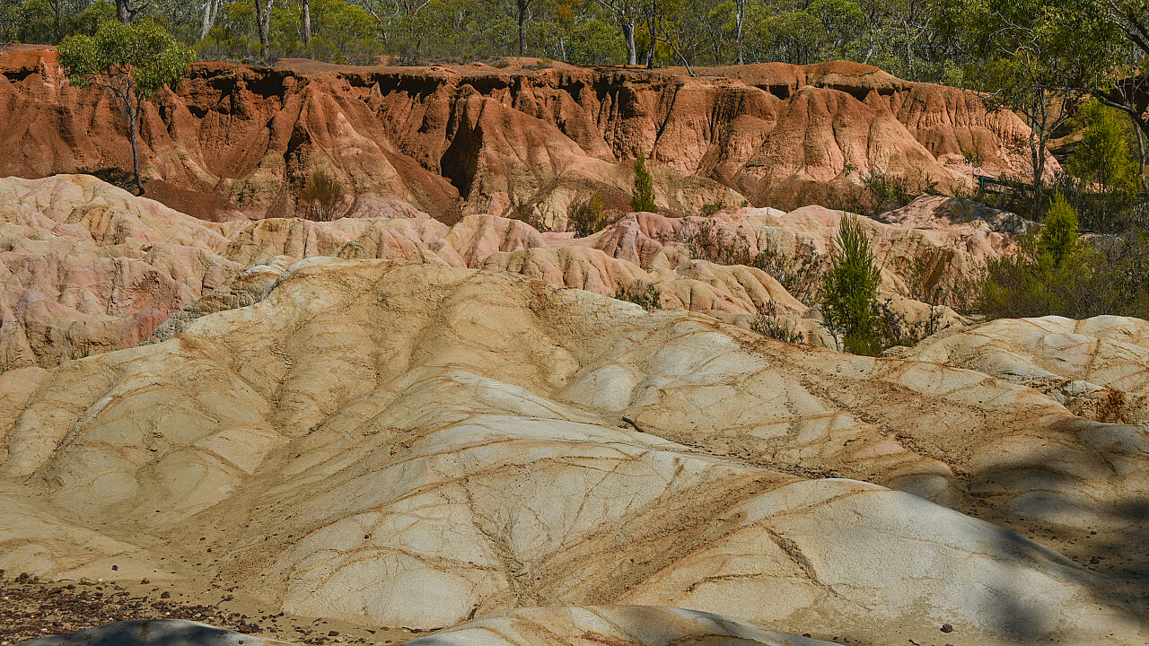 Heathcote Pink Cliffs Brian Young
