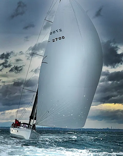 Spinaker Racing