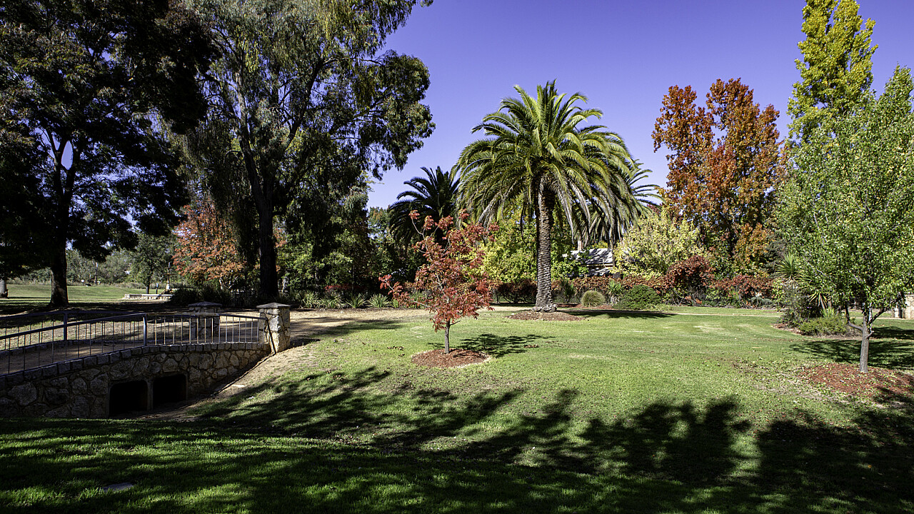Lake Park Chiltern