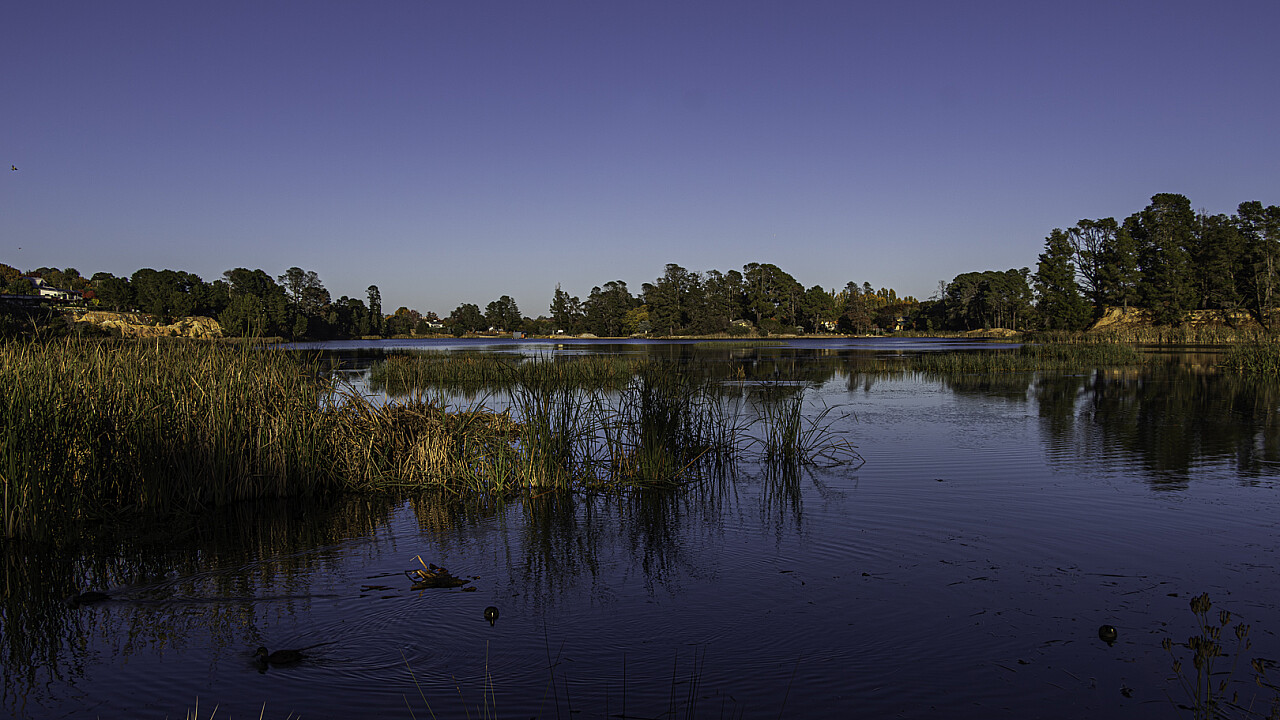 Lake Sambell