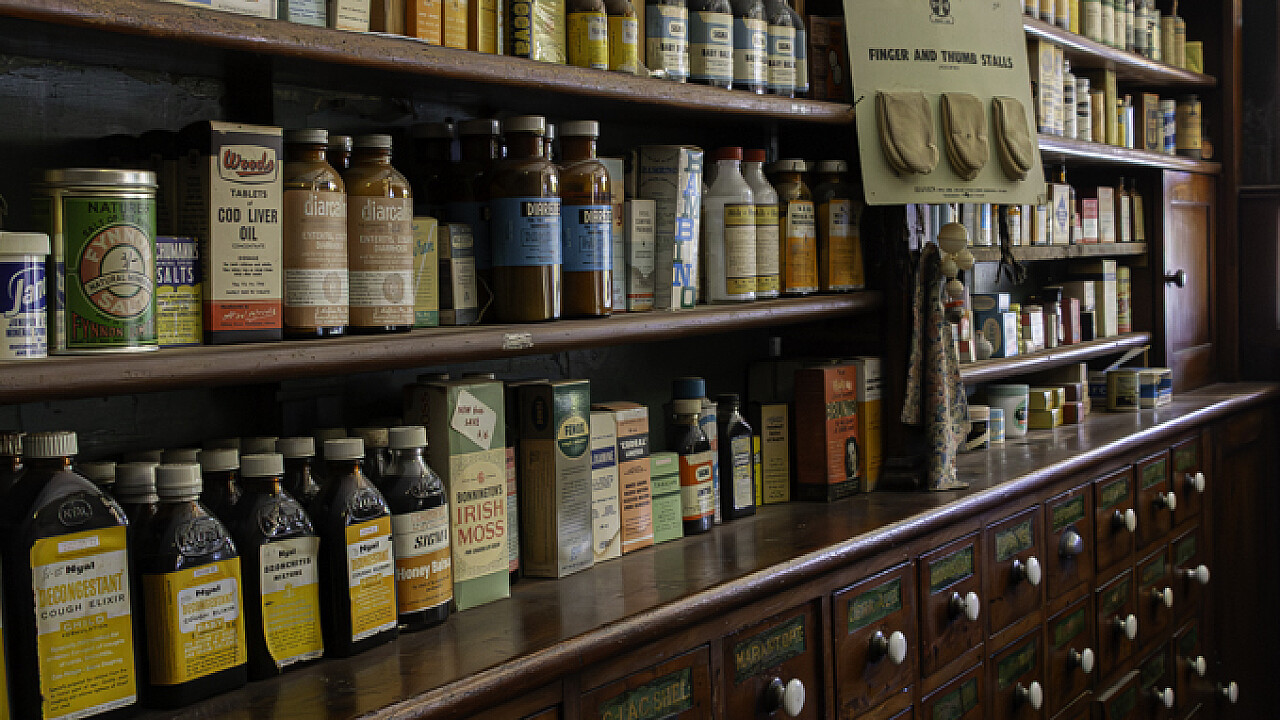 Dow's Pharmacy Chiltern