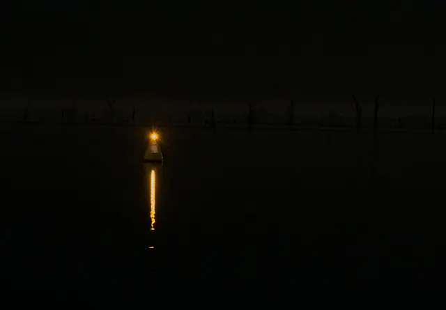B248_Set_Digital_Night_Bouy_On_Lake