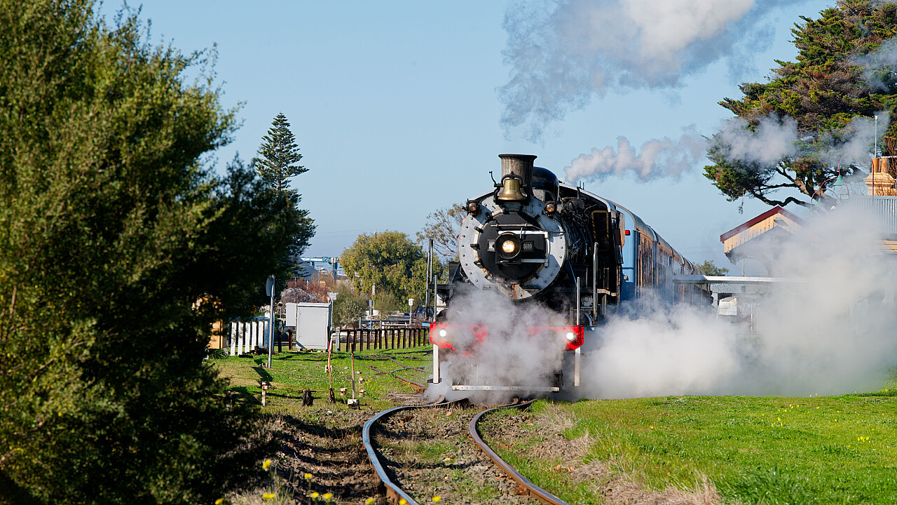Queenscliff and Point Lonsdale Day Trip